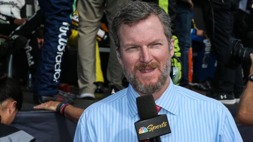 Dale Earnhardt Jr. rips Kansas Speedway for paint job on finish line after Kyle Larson edged out Chris Buescher